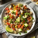 Всього потрошку: барвистий мексиканський салат