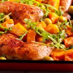 Запечені гомілки з гарбузом і апельсином — смачний сюрприз