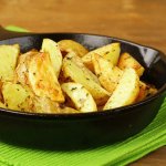 Смажена картопля по-селянськи — швидкий і простий рецепт