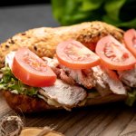 Гарячий сендвіч з індичкою для швидкого
перекусу