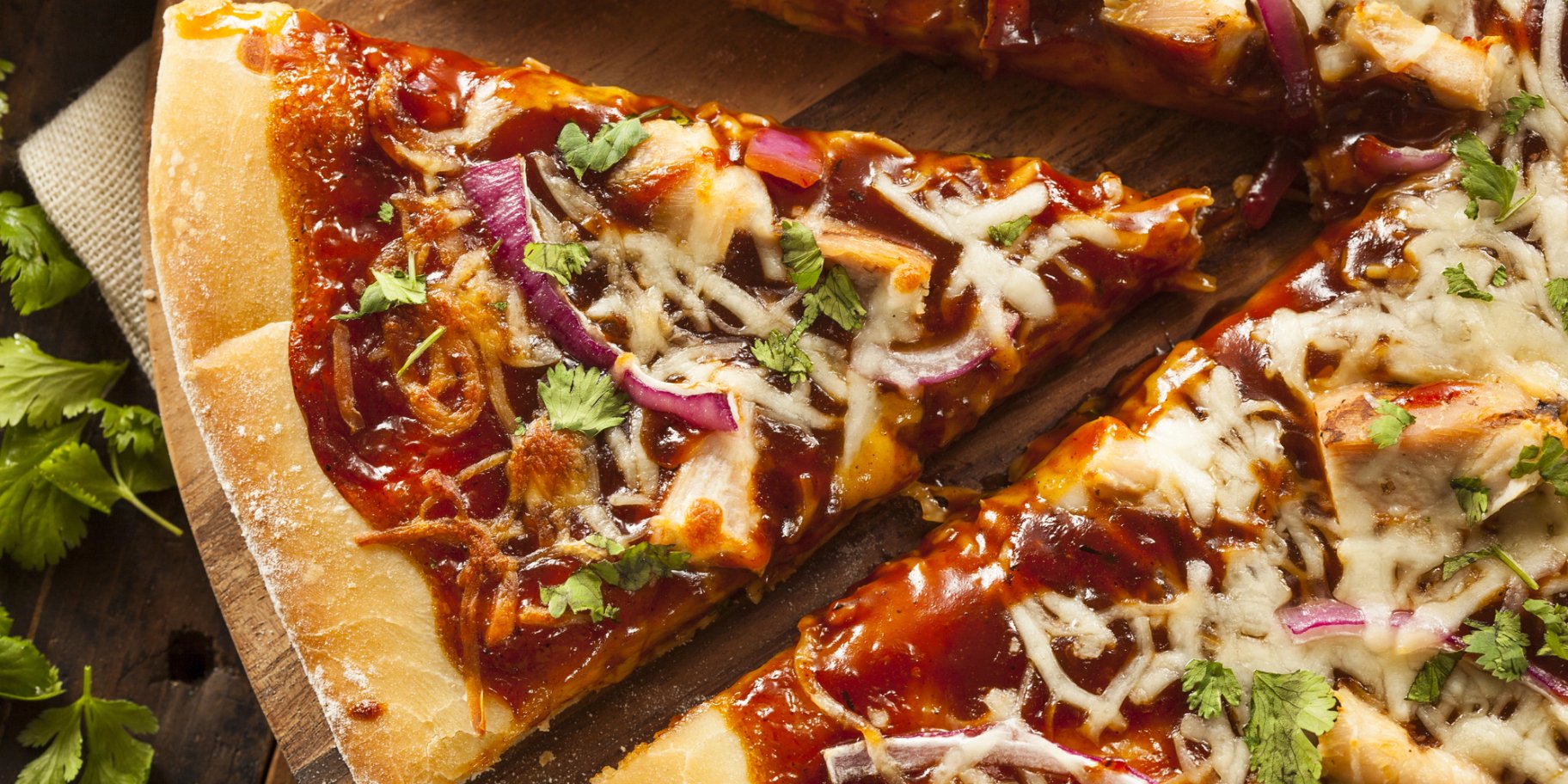 Піца з цибулею