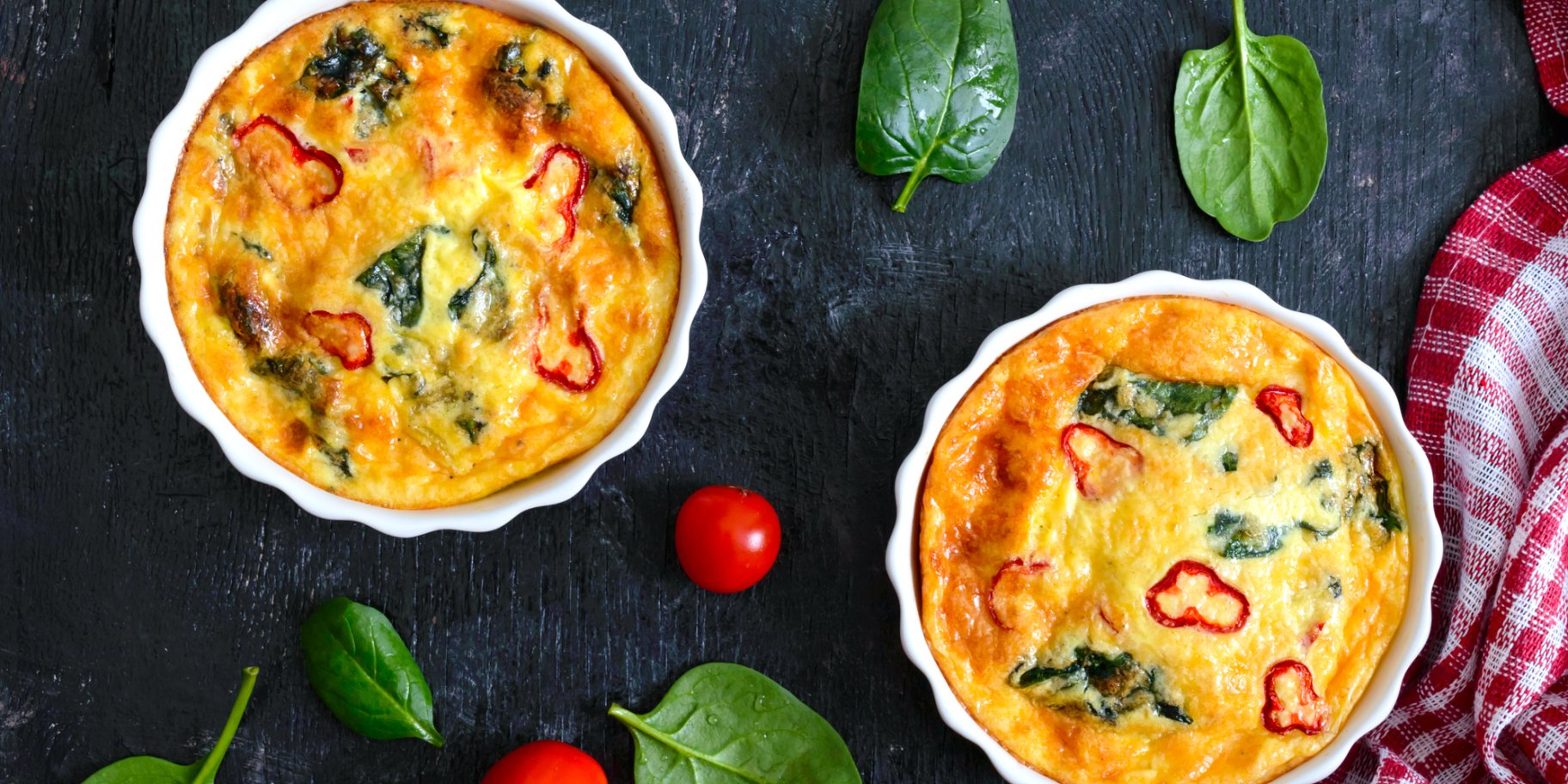 Фриттата мини с беконом и шпинатом