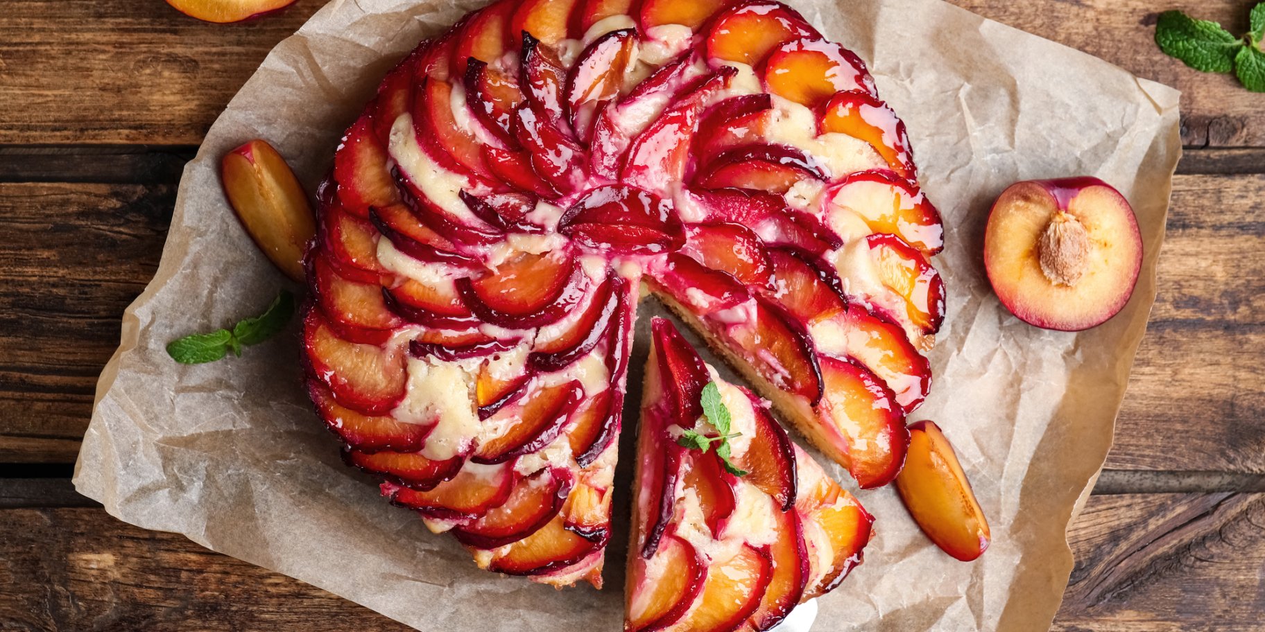 Миндальный сливовый пирог