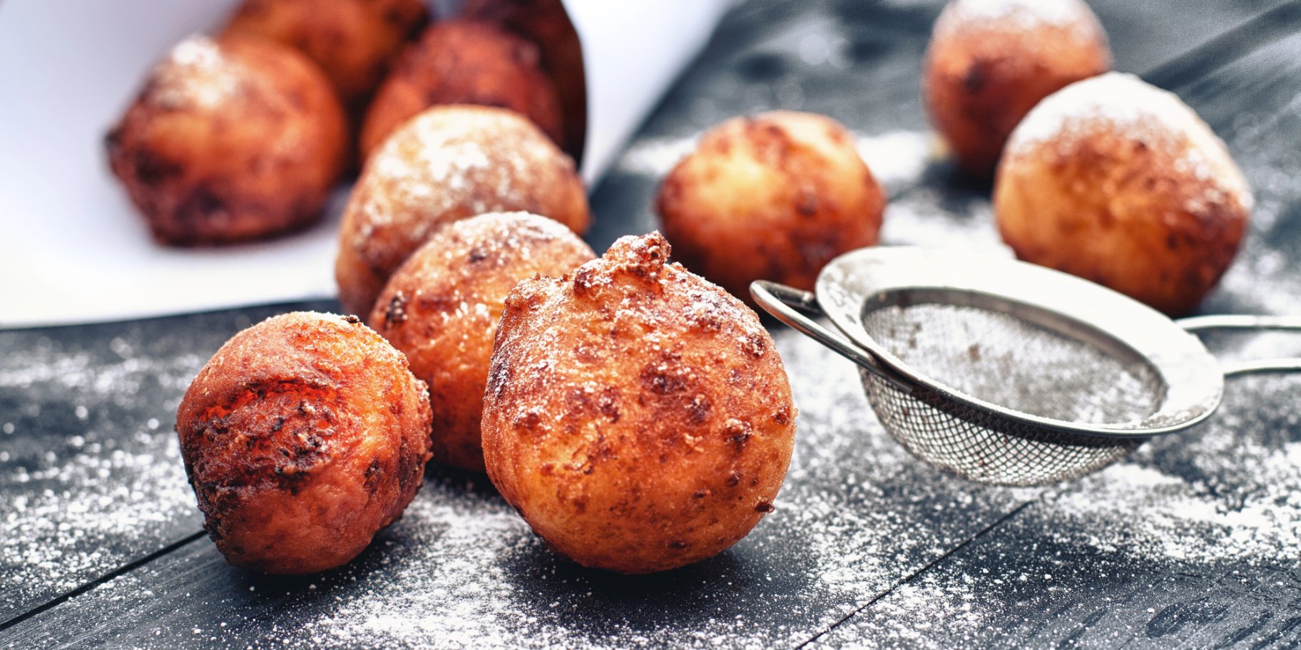 Сирні пончики