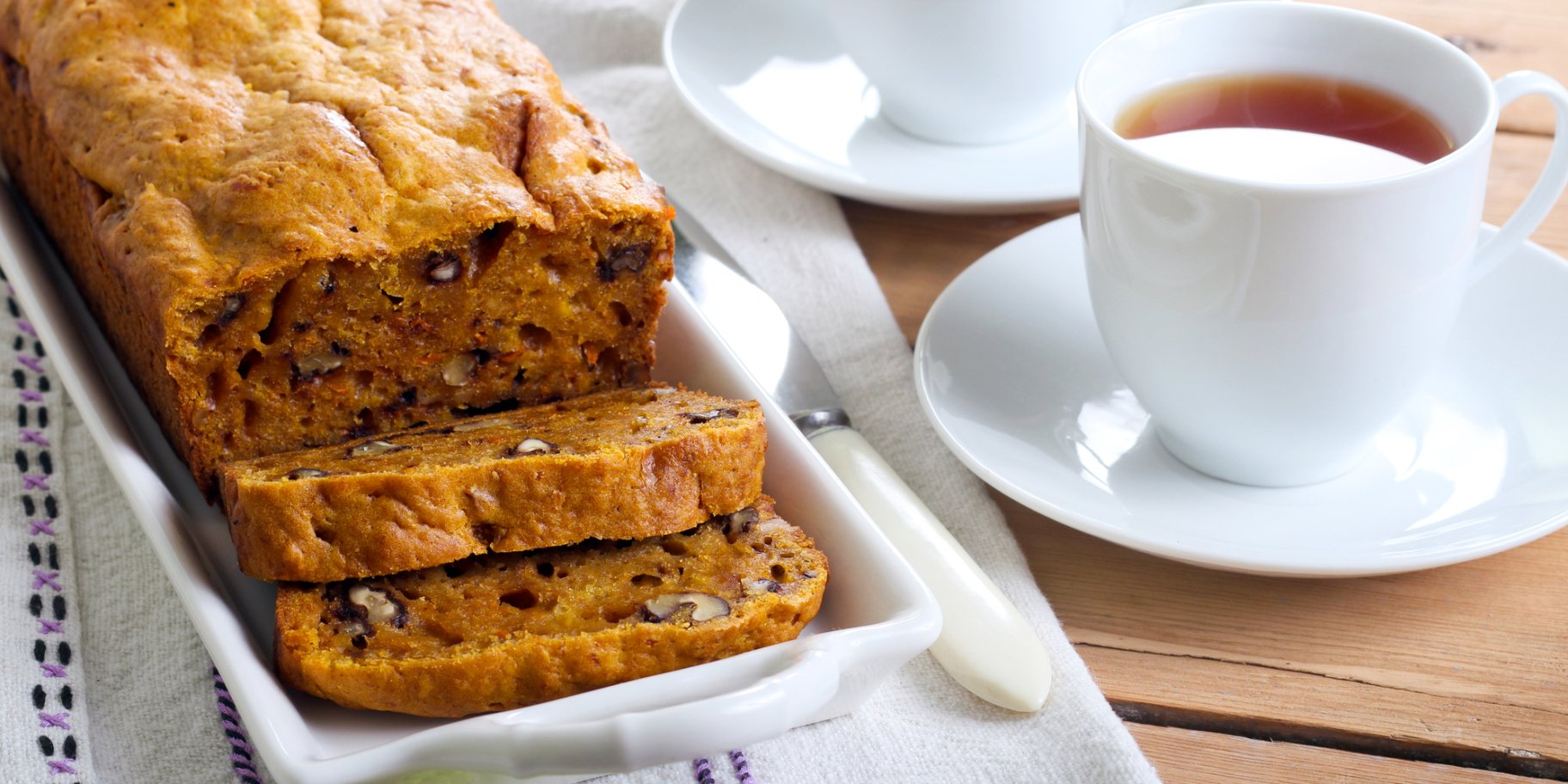 Хліб з хурмою