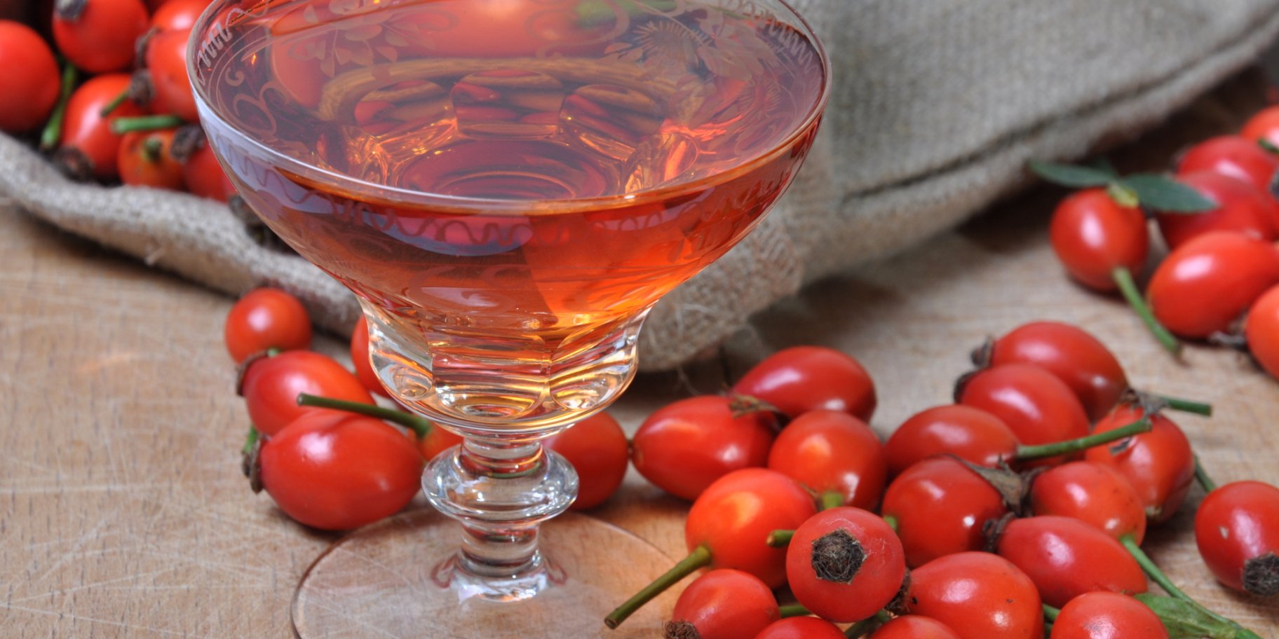 Домашнє вино із шипшини