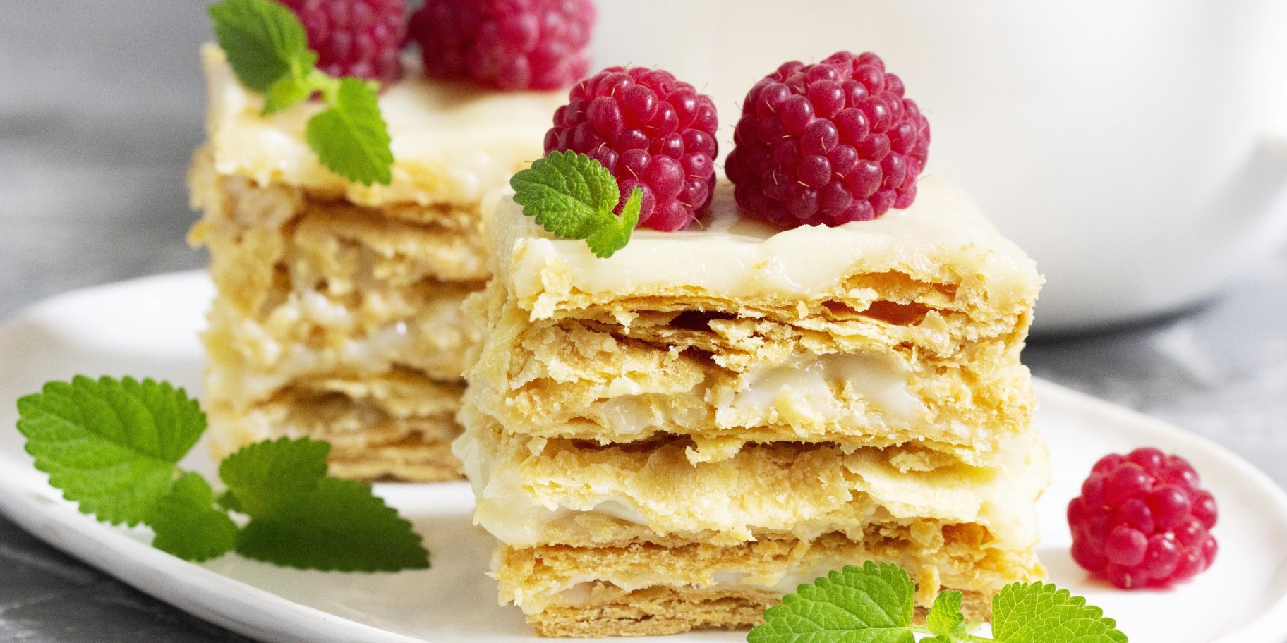 Лінивий торт «Наполеон» з готового тіста