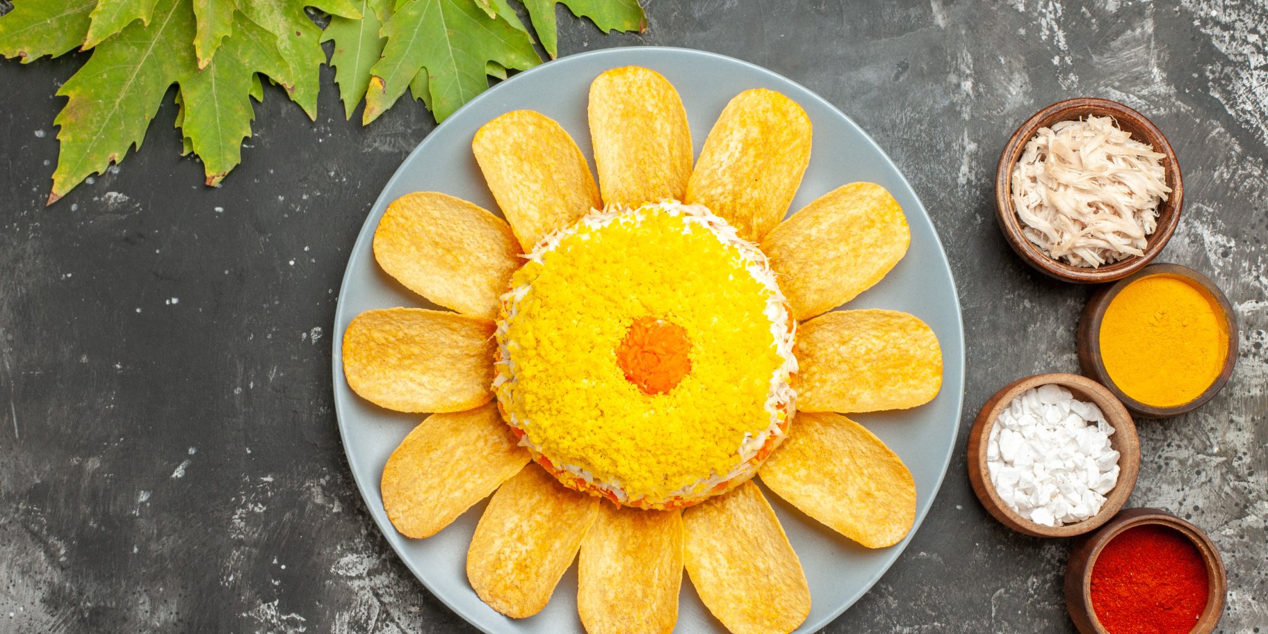 Закуска на чипсах