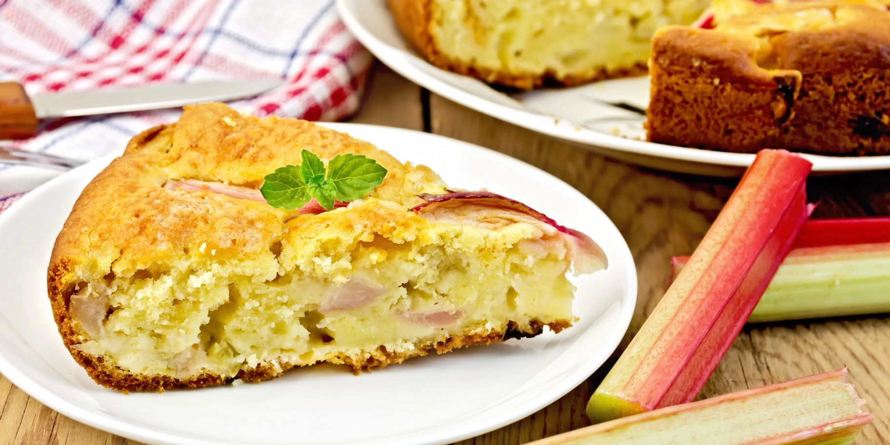 Пиріг з ревенем на розпушувачі