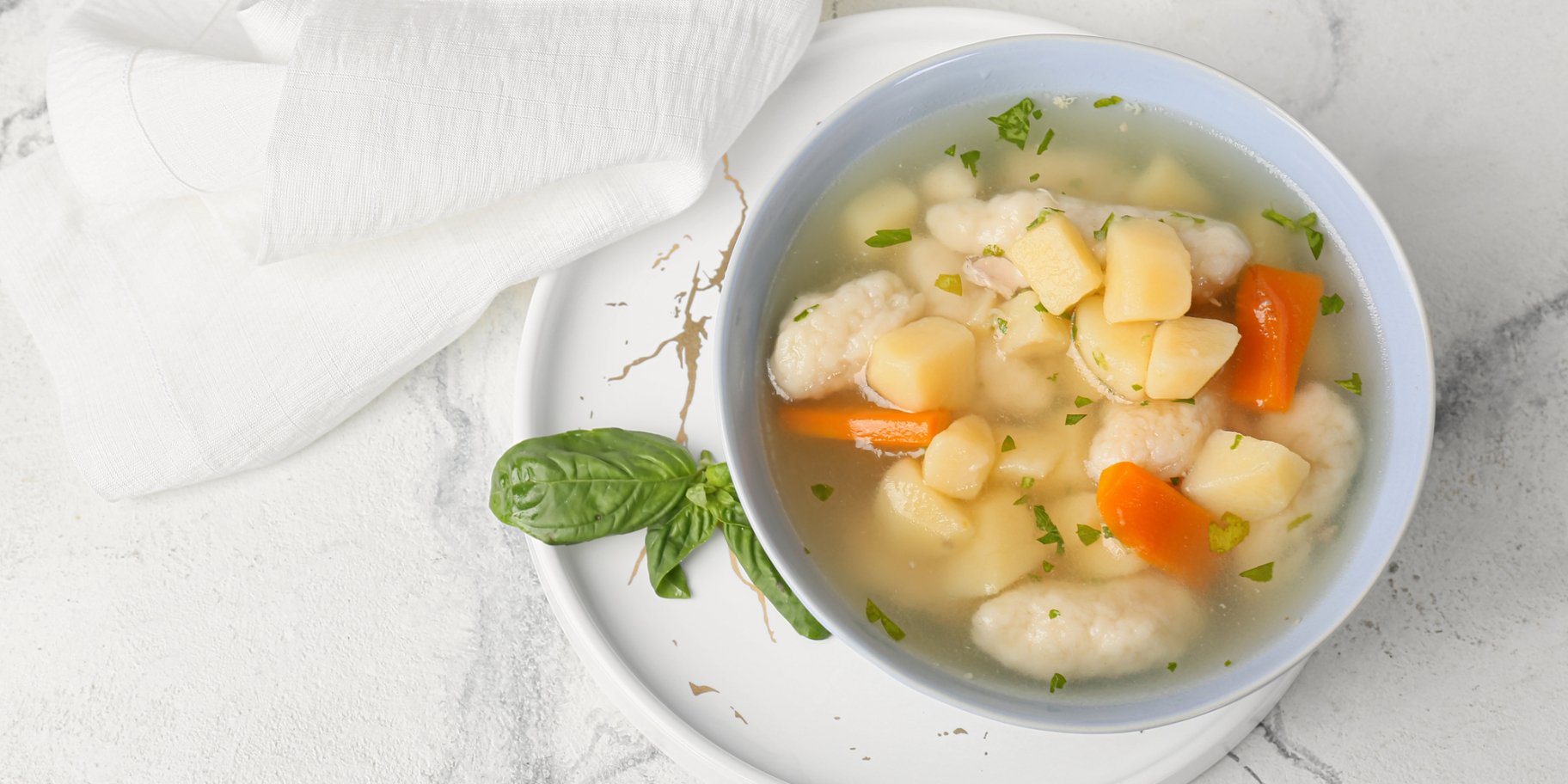 Суп із сирними кульками