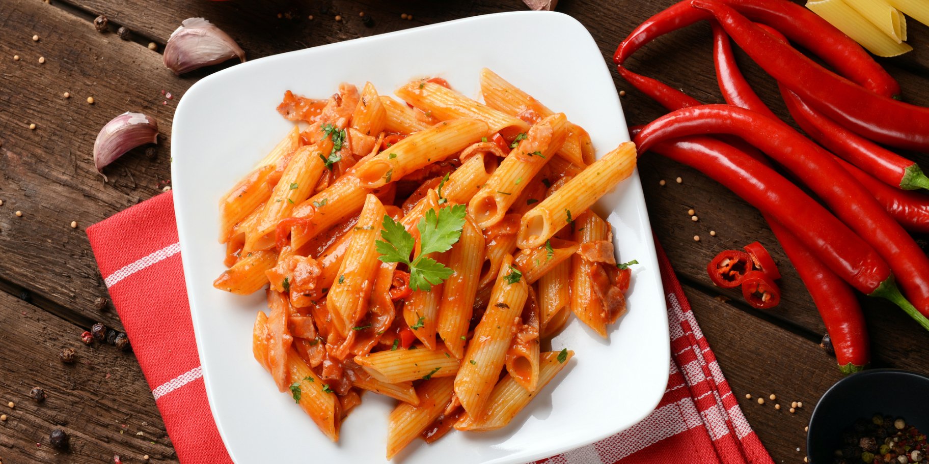 Паста з часником та хлібними крихтами