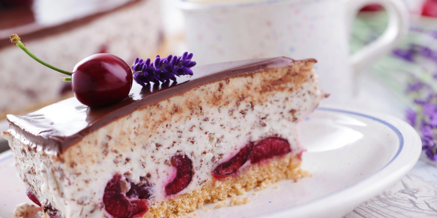 Сирник з маком і вишнями