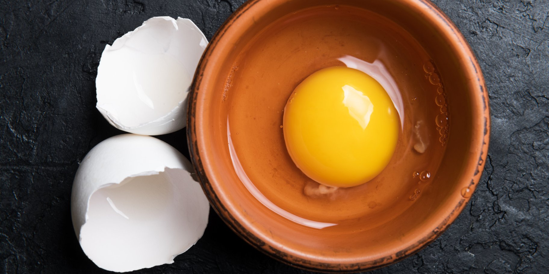 Як відокремити жовток від білка