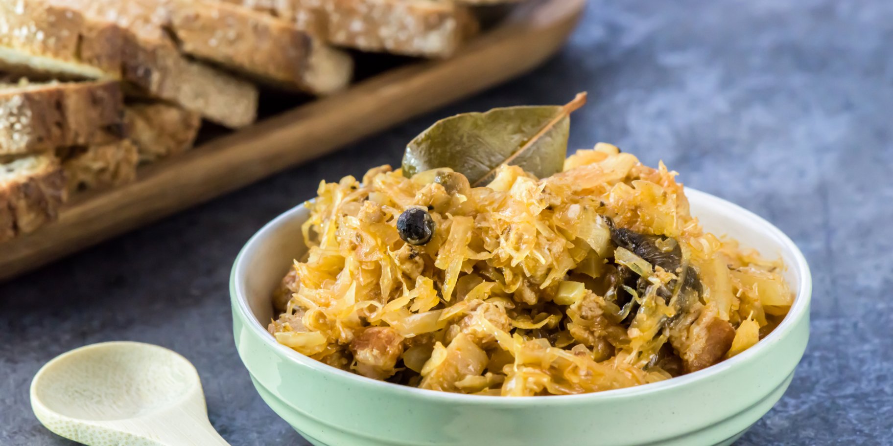 Бигос с яблоками — рецепт