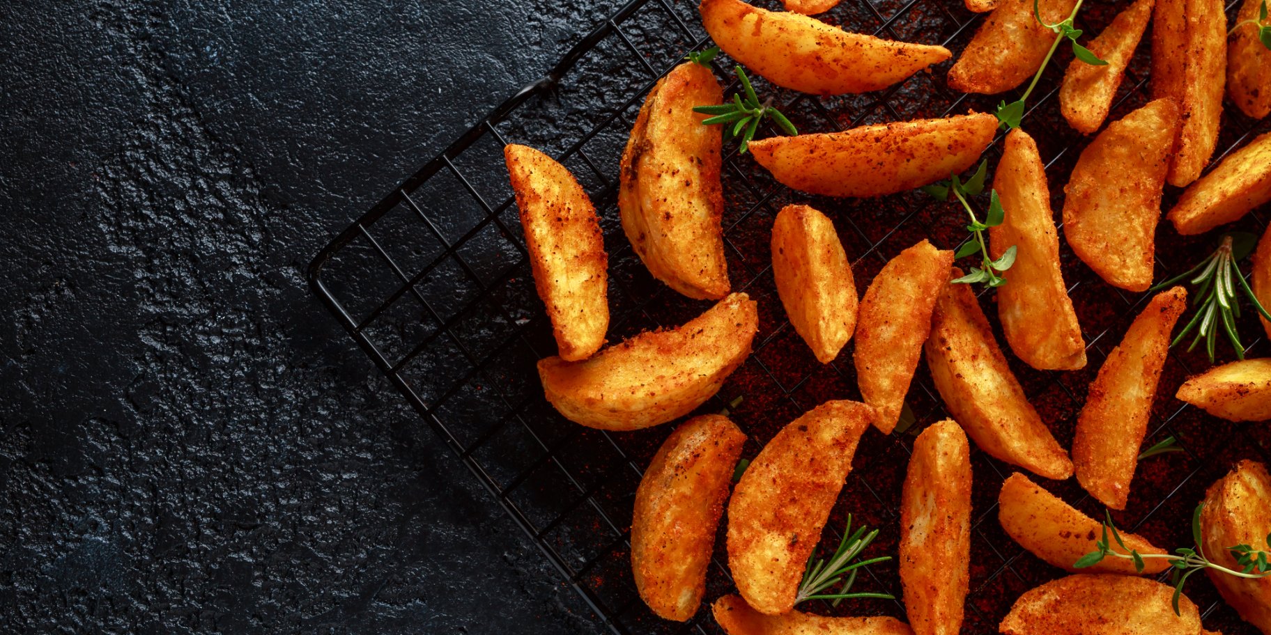 Картофельные дольки со специями