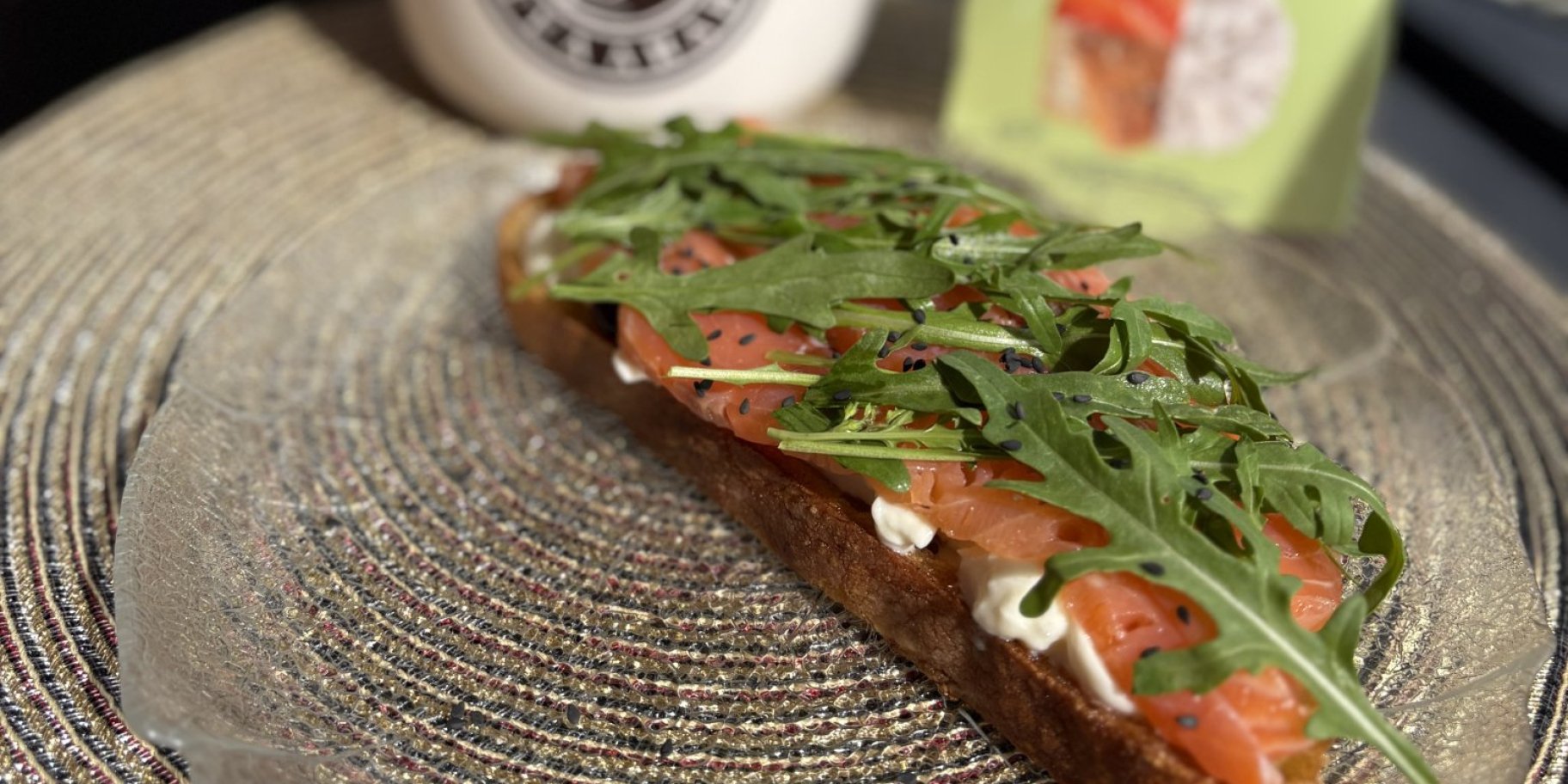 Брускета зі страчателою