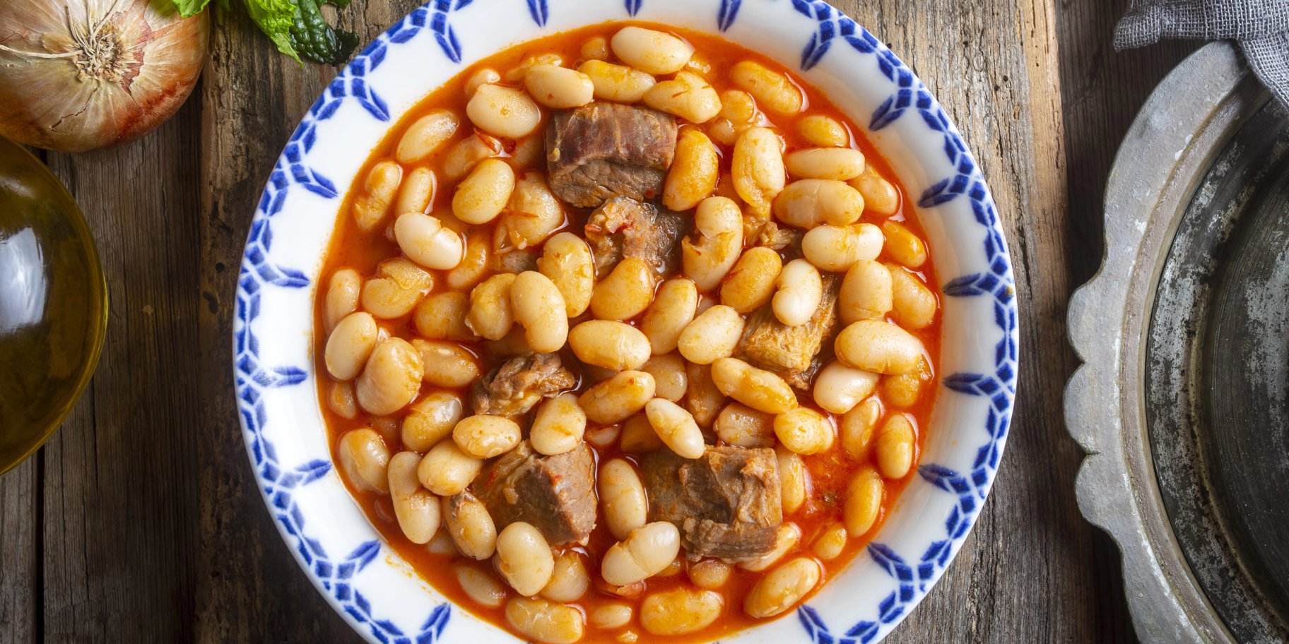 Квасоля, тушкована з м’ясом
