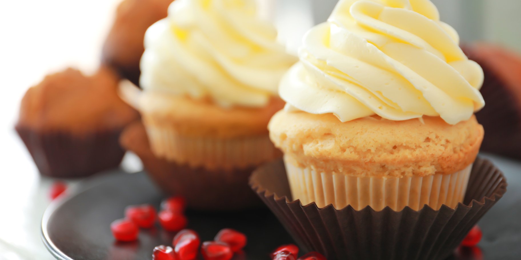 Кексы с семенами граната