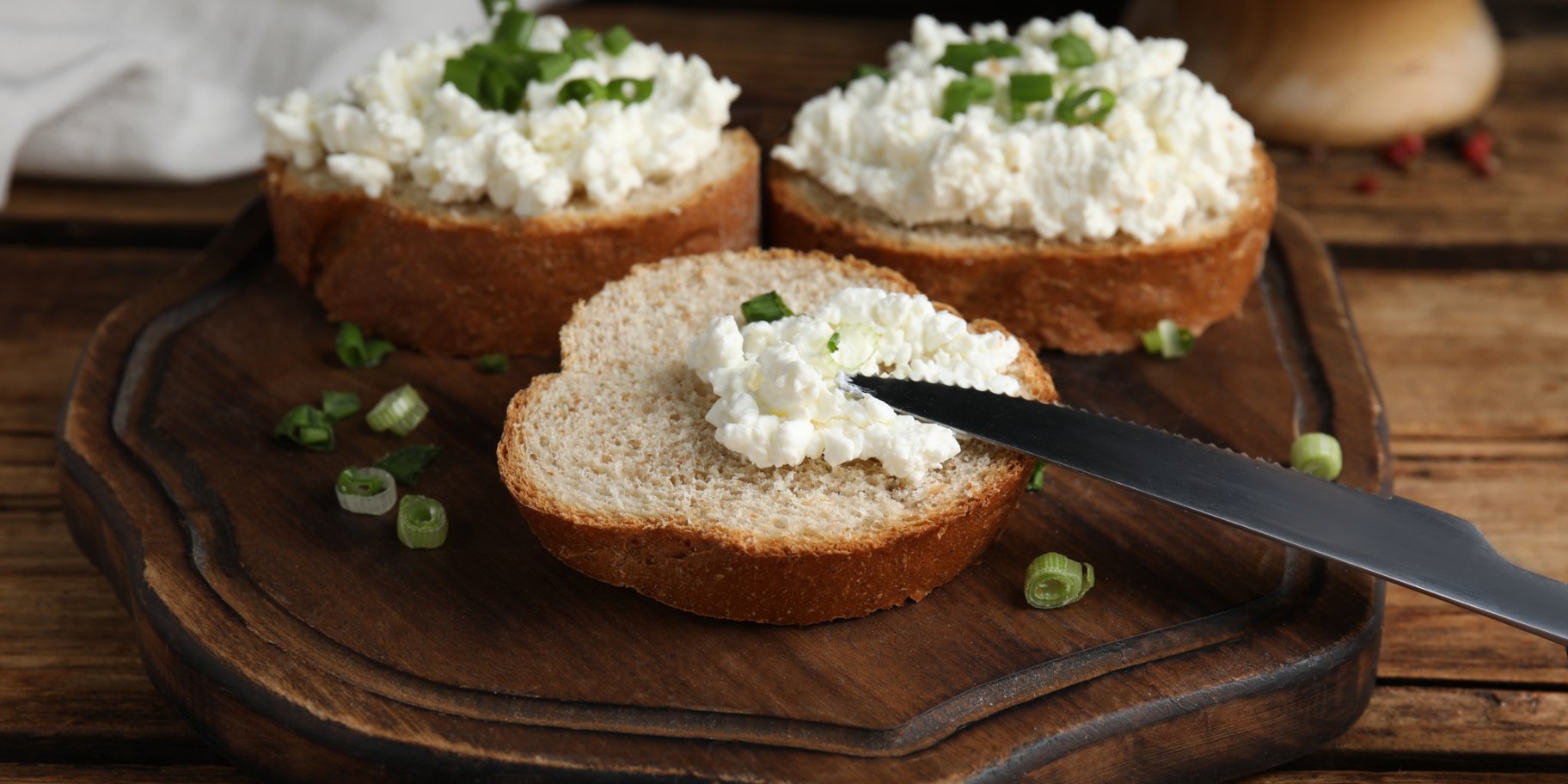 бутерброди з сирною намазкою
