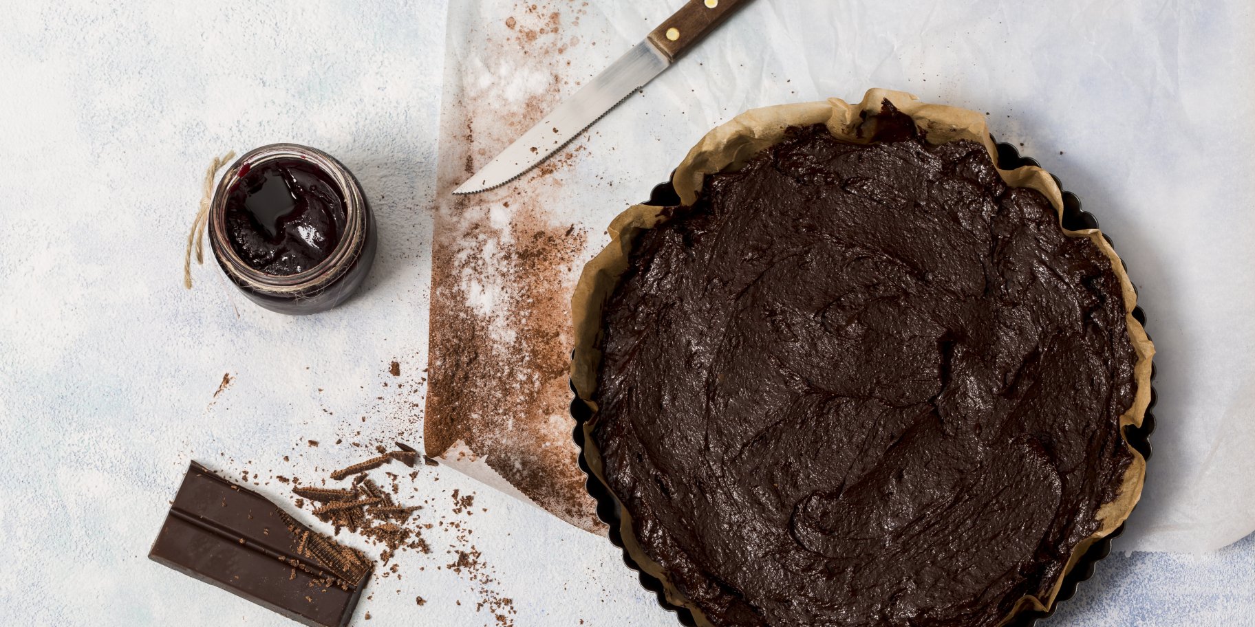 Шоколадний тарт із вишнями