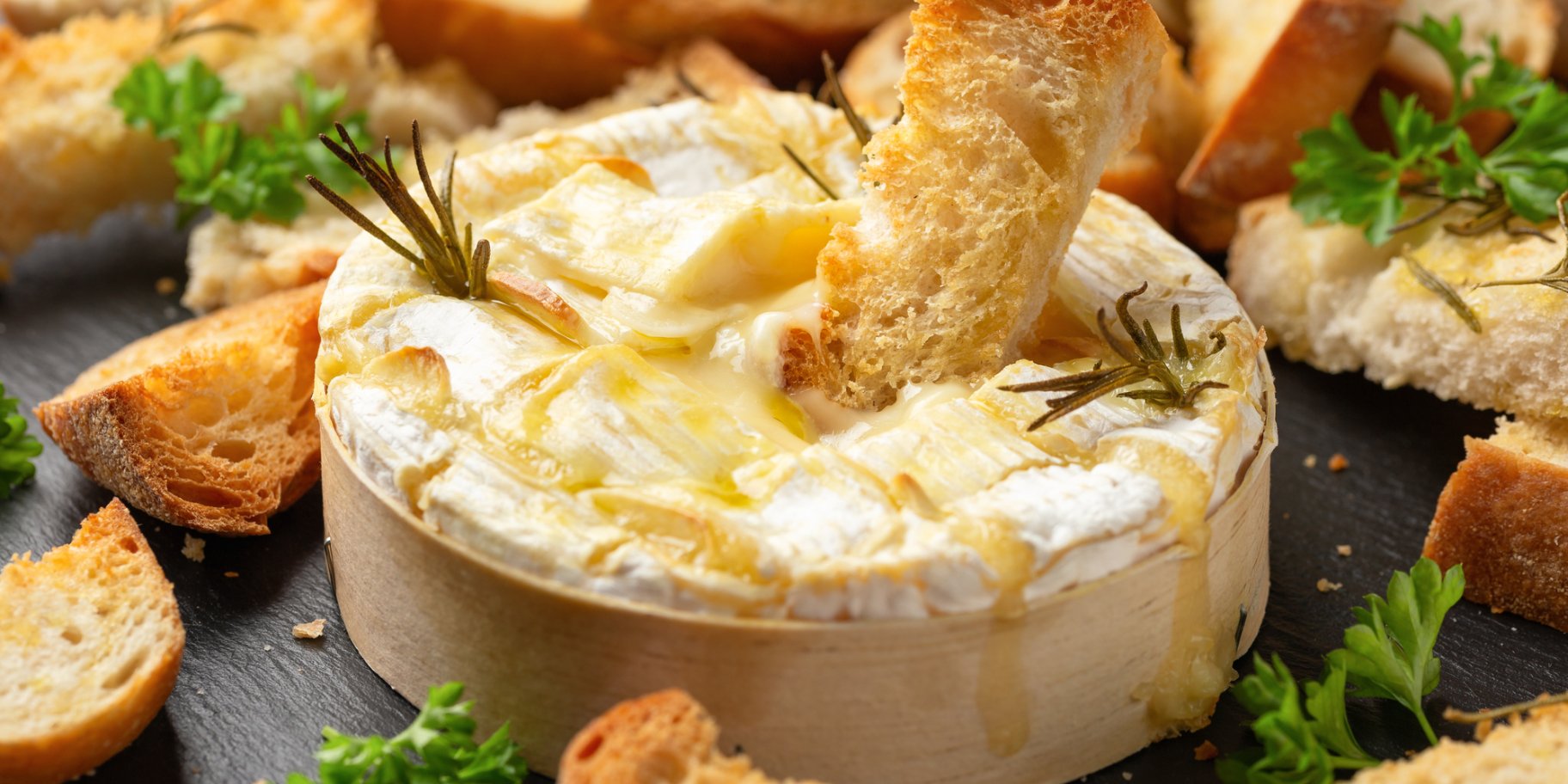 запеченный камамбер