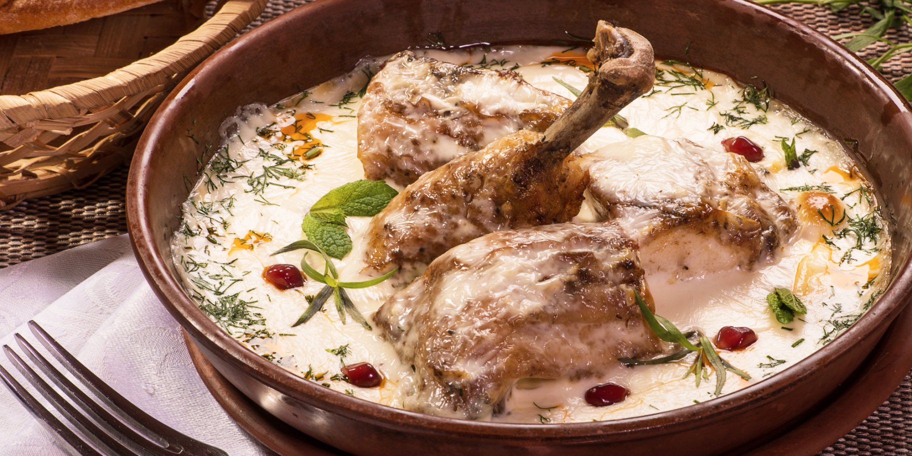 Курча в соусі