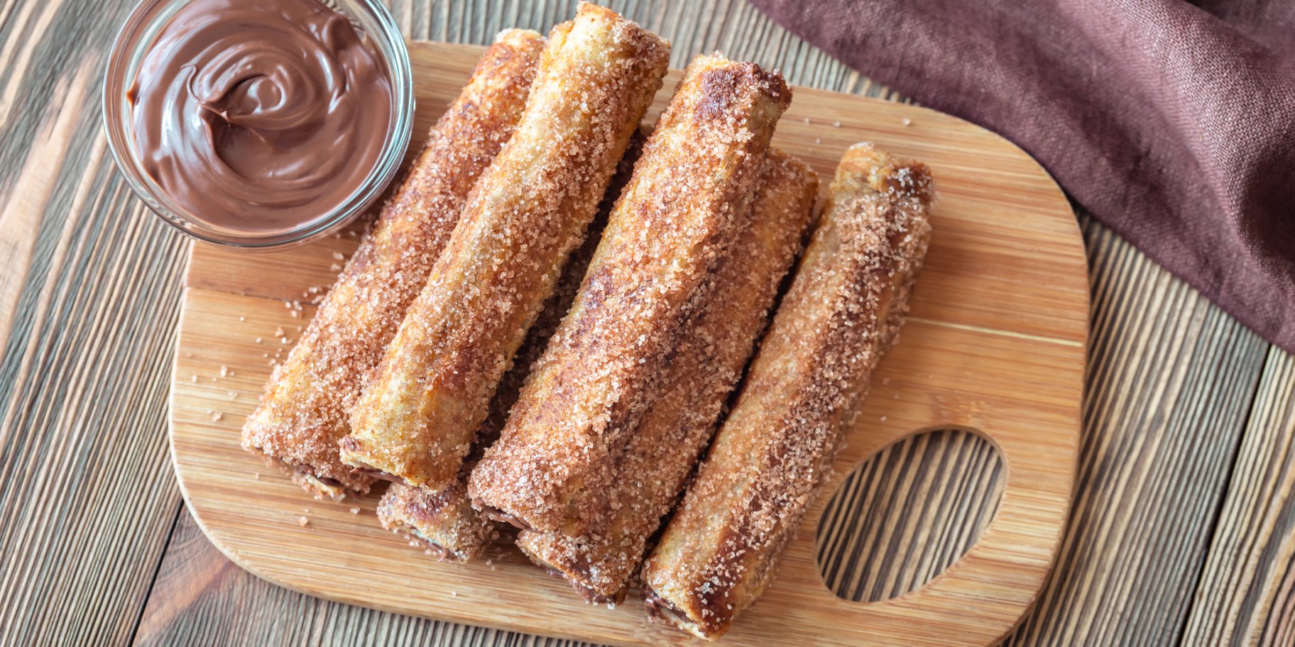 Рулетики з французьких тостів з яблуком