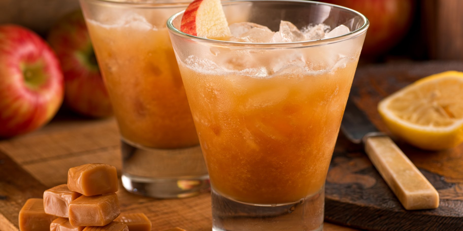 Коктейль «Тоффі яблучний сауер»