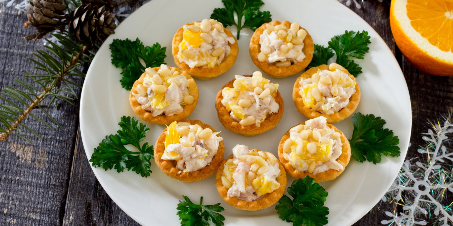 Тарталетки з солоною начинкою на Новий рік