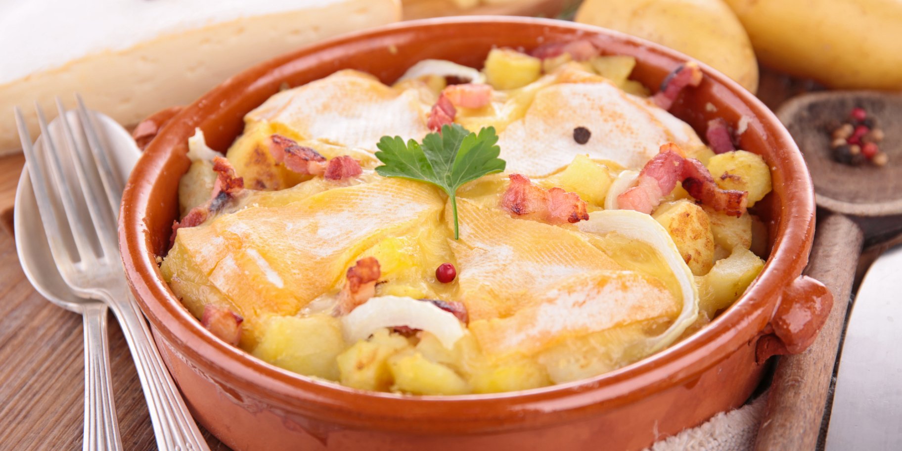 Картофельная запеканка с беконом