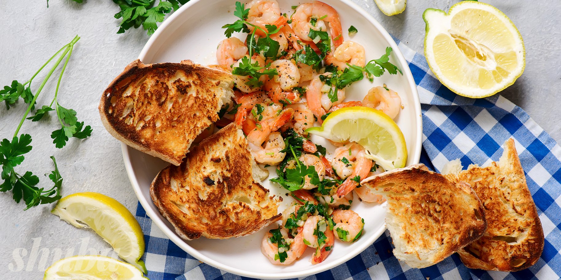 Креветки на сковороді