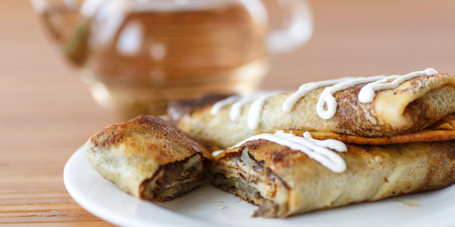 млинці з грибами та яйцями