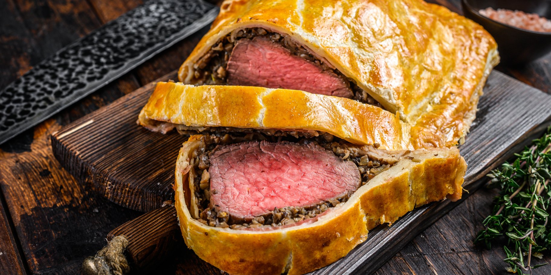 Яловичина з прошутто в тісті