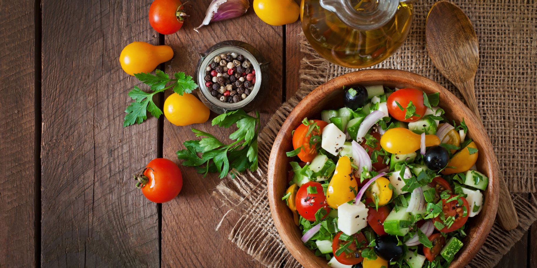 Салат з городиною та бринзою