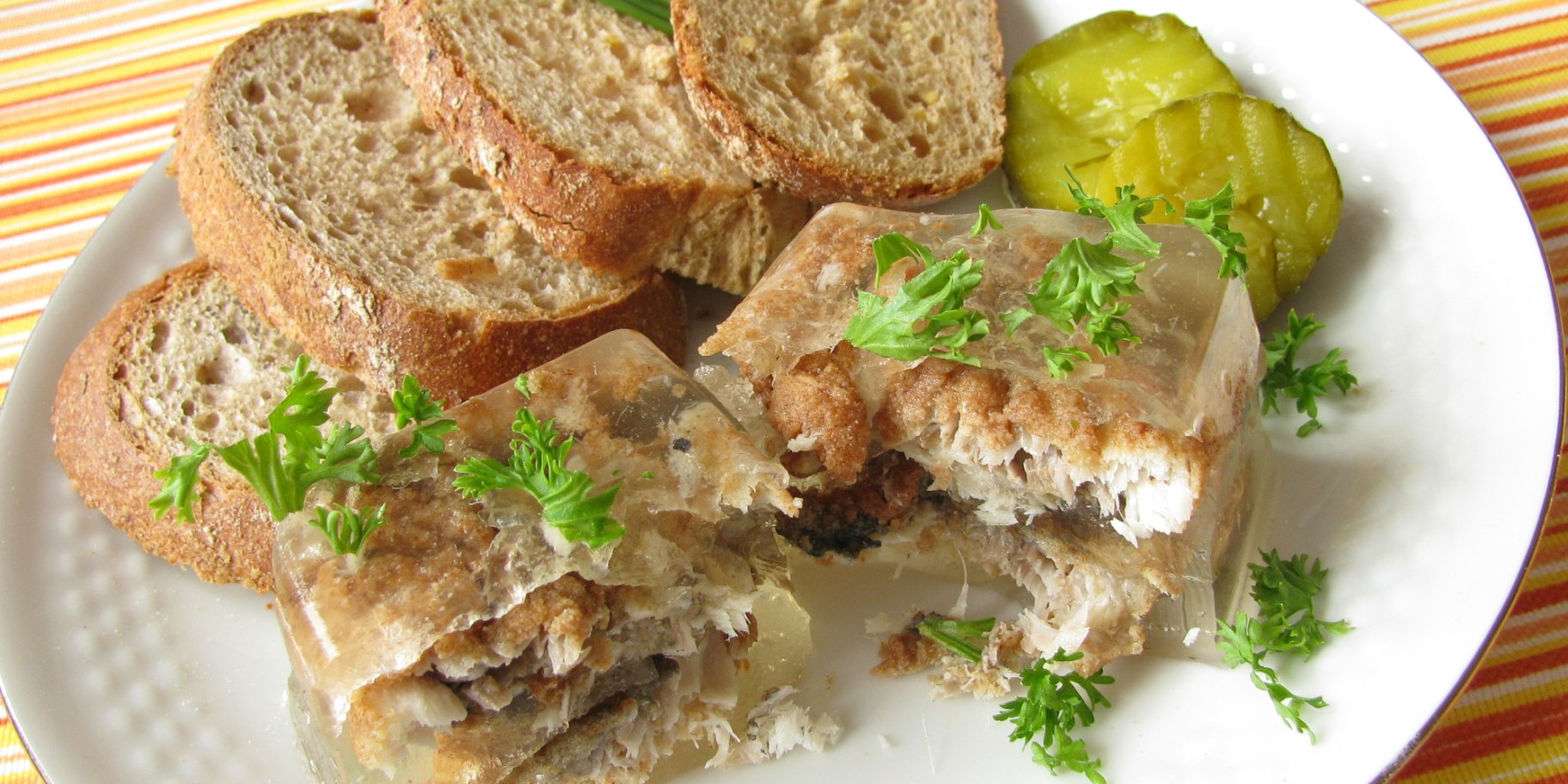 Святкова рибна закуска у желе