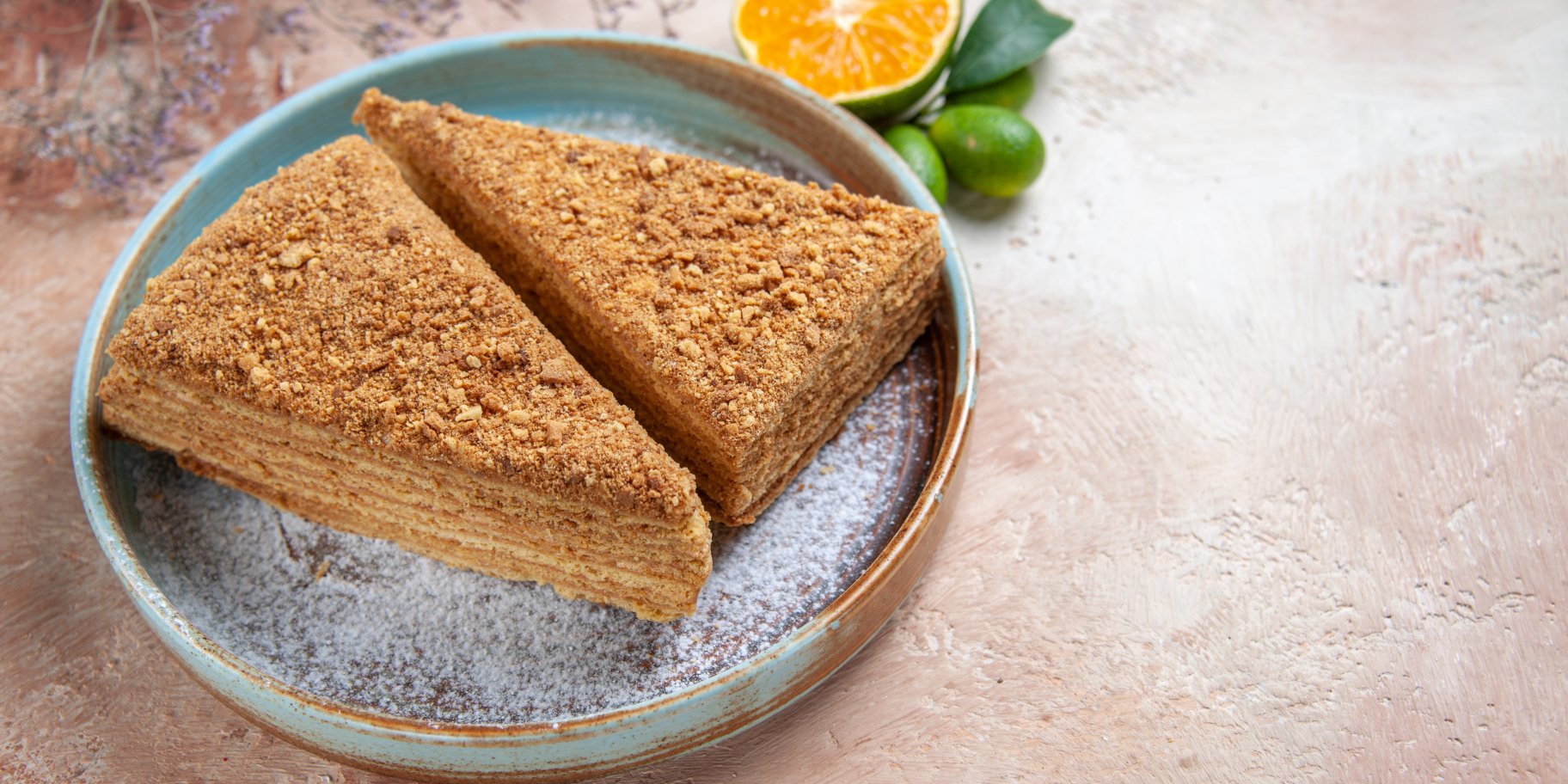 Медовщик с кремом из сгущенки