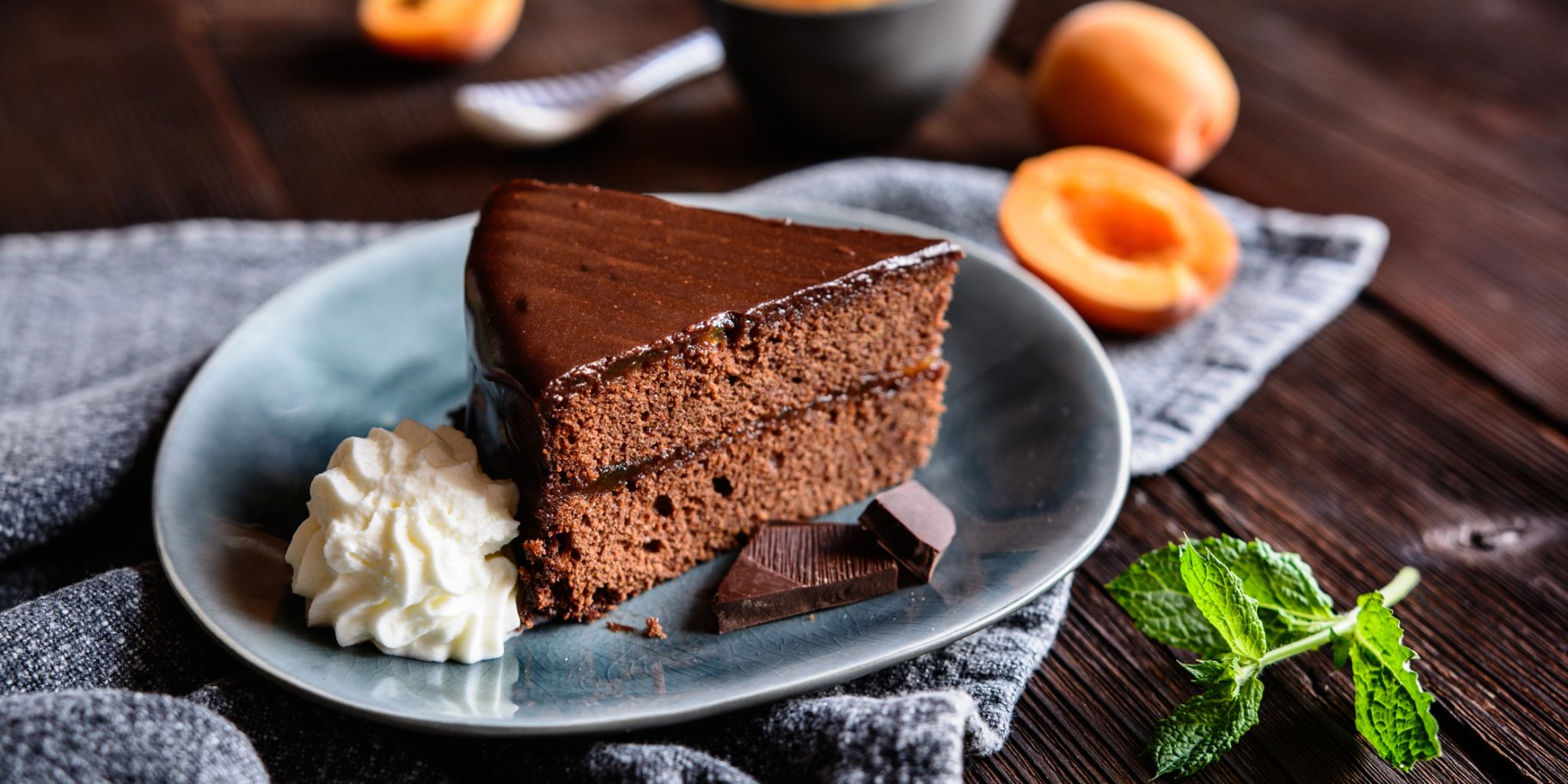 Бюджетний шоколадний торт без масла