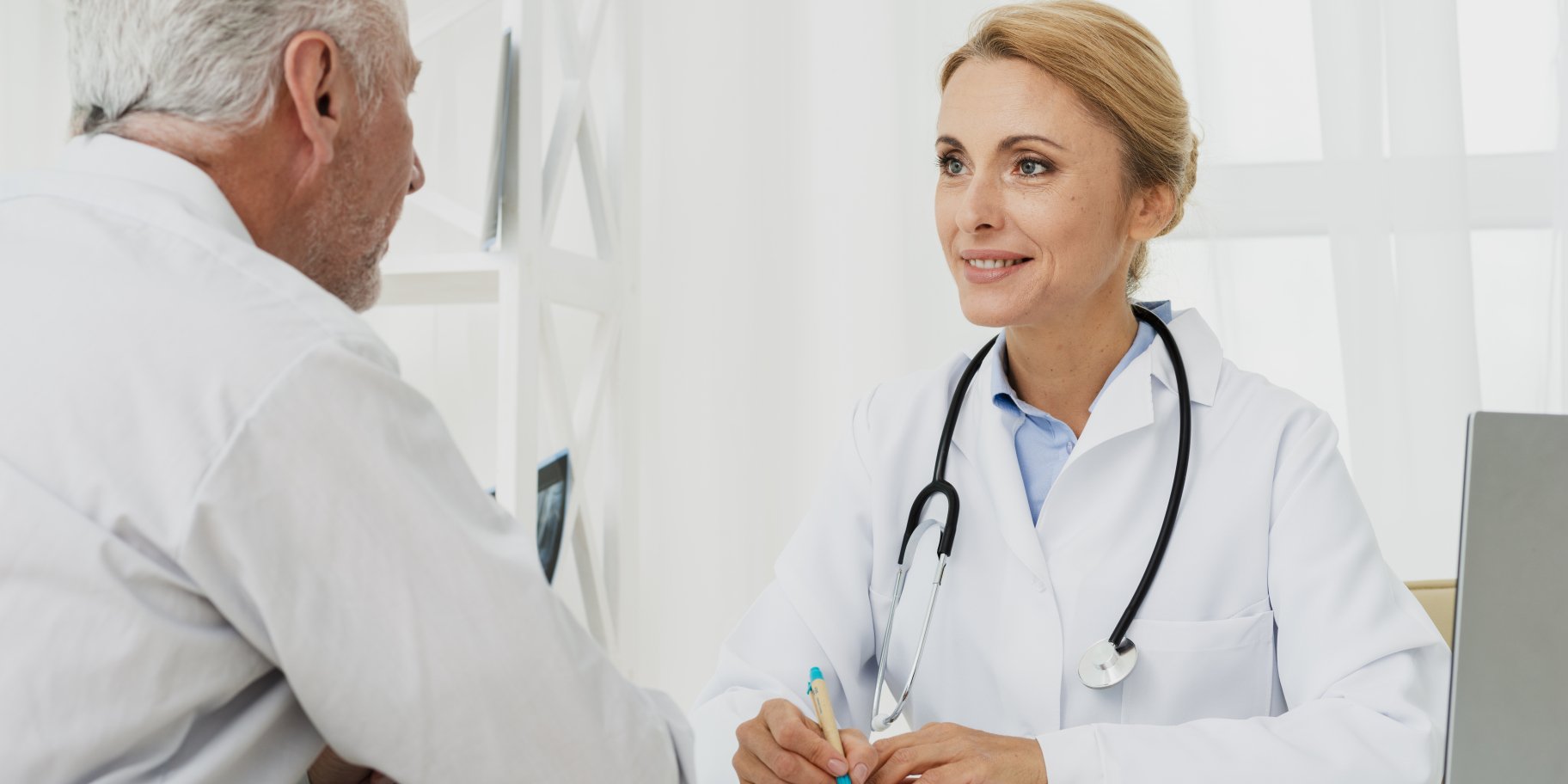 Чоловік у лікаря