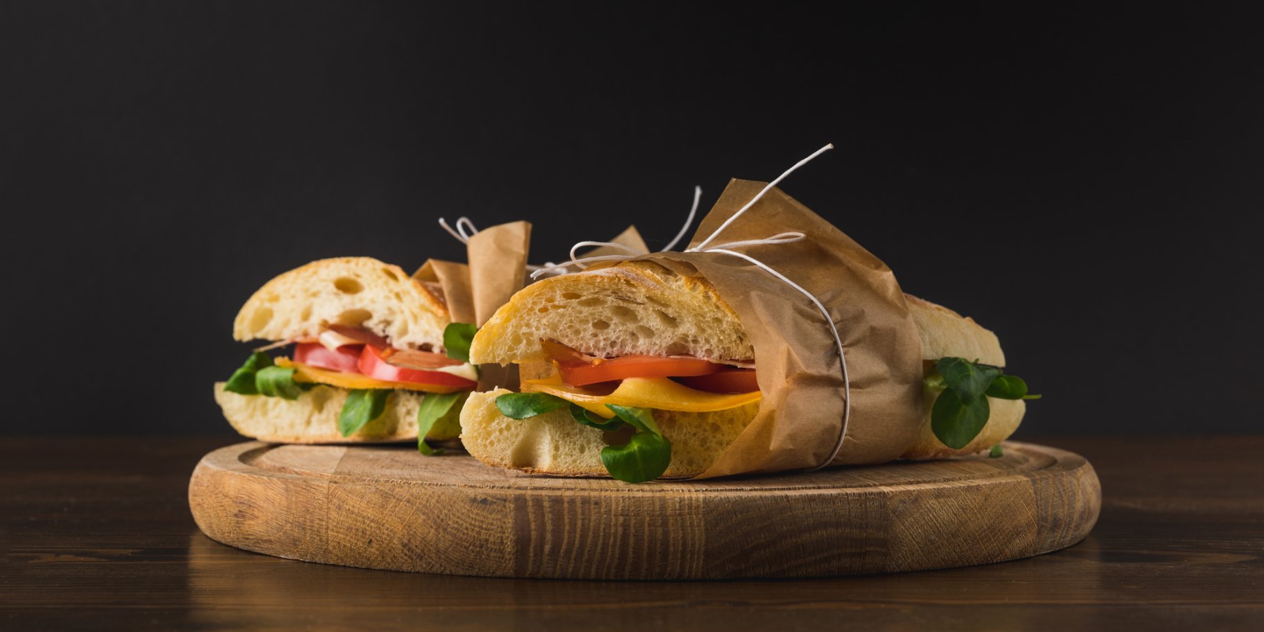 Сендвіч з яловичиною та сиром