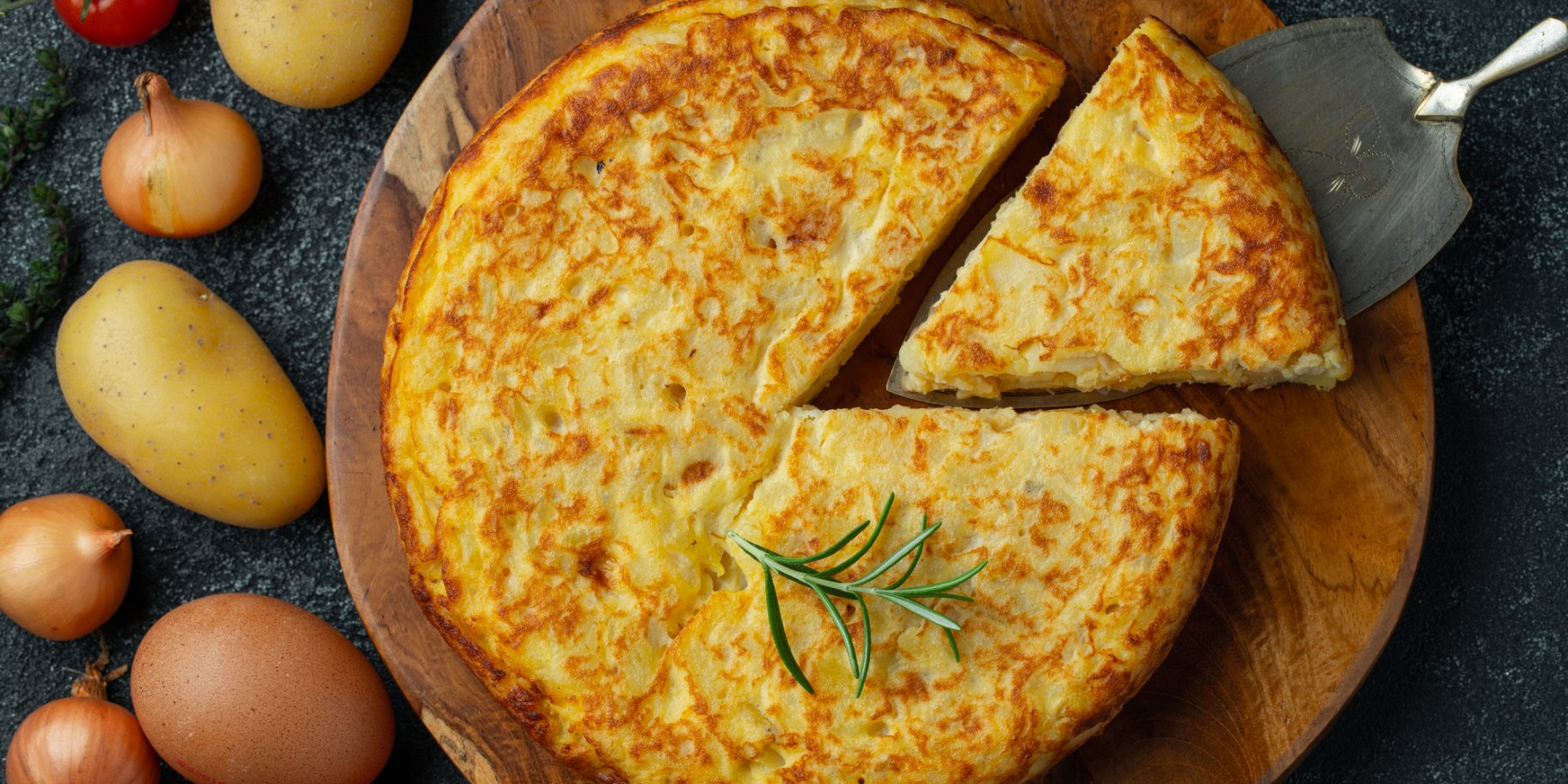 Картопляна запіканка на сковороді