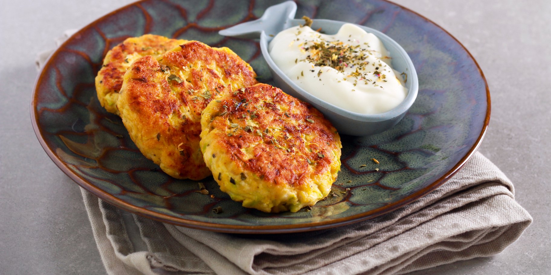 Солоні сирники із зеленню