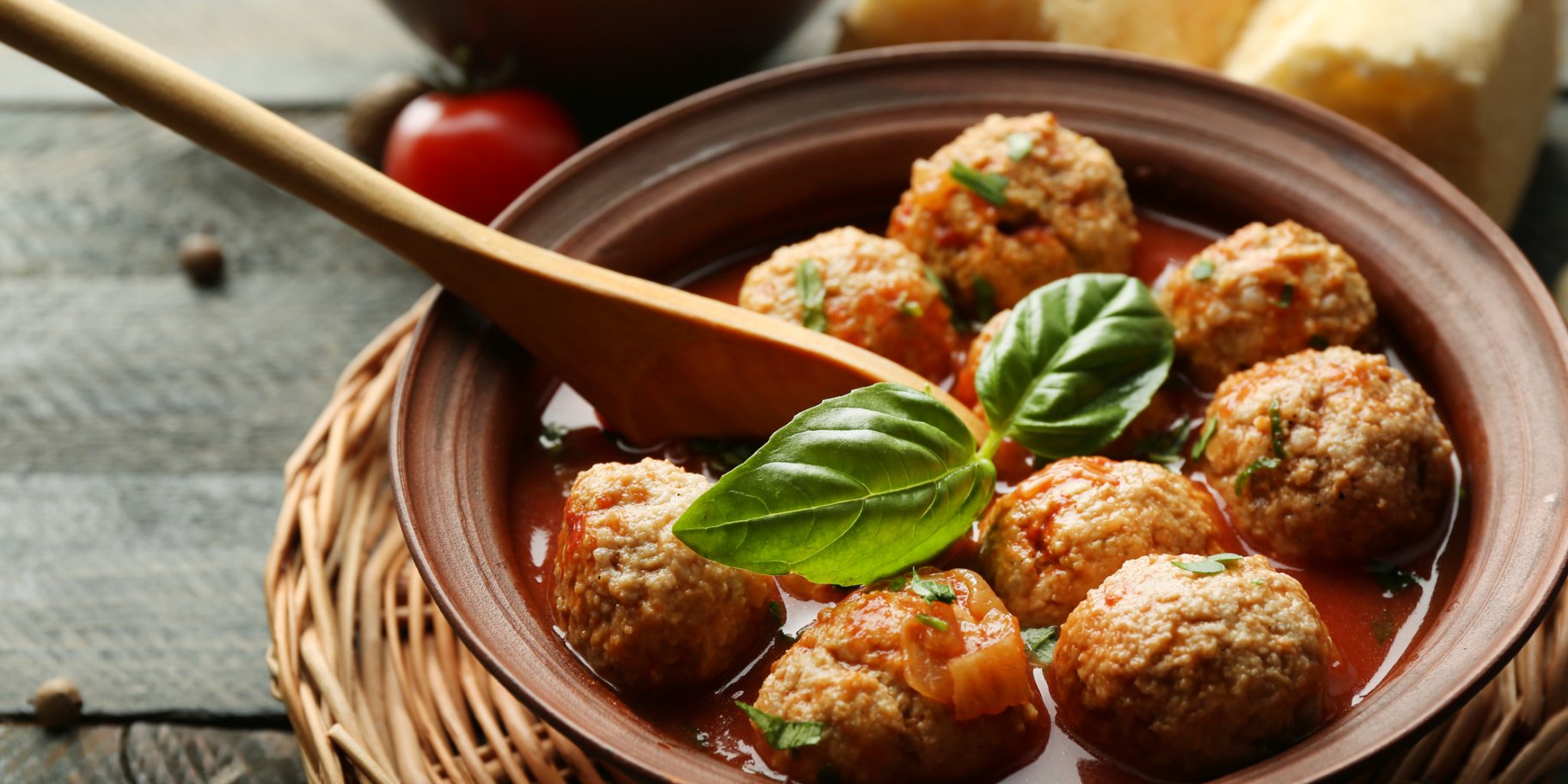 Тефтелі в томатному соусі