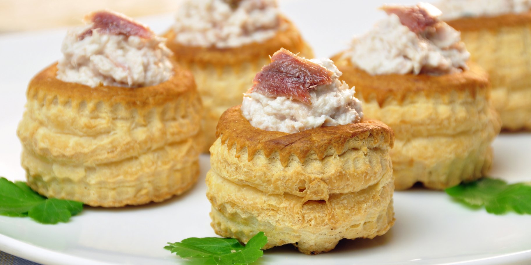 Волованы с тунцовым муссом