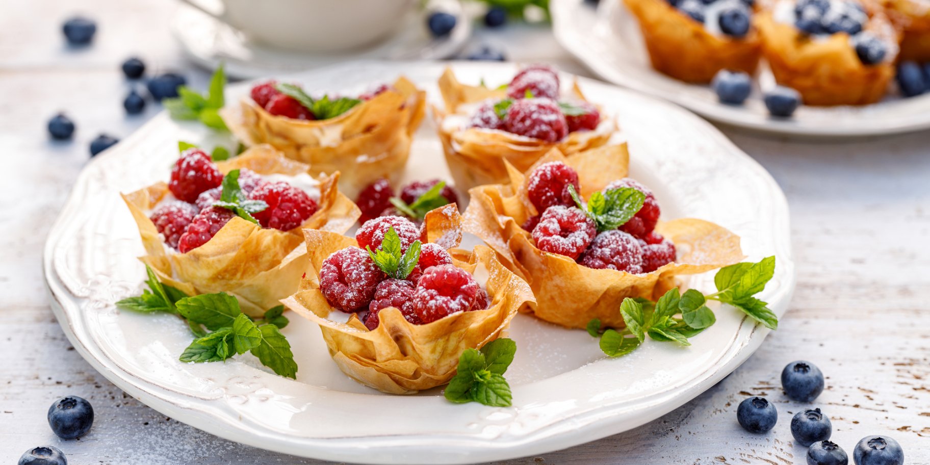 Мішечки з філо з ягодами