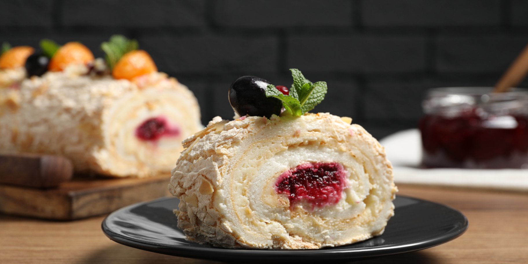 Меренговый рулет