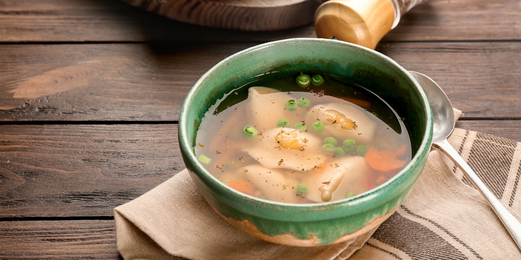 Шурпа с пельменями