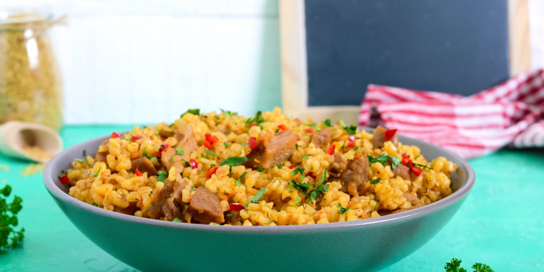 Кускус з м'ясом та овочами