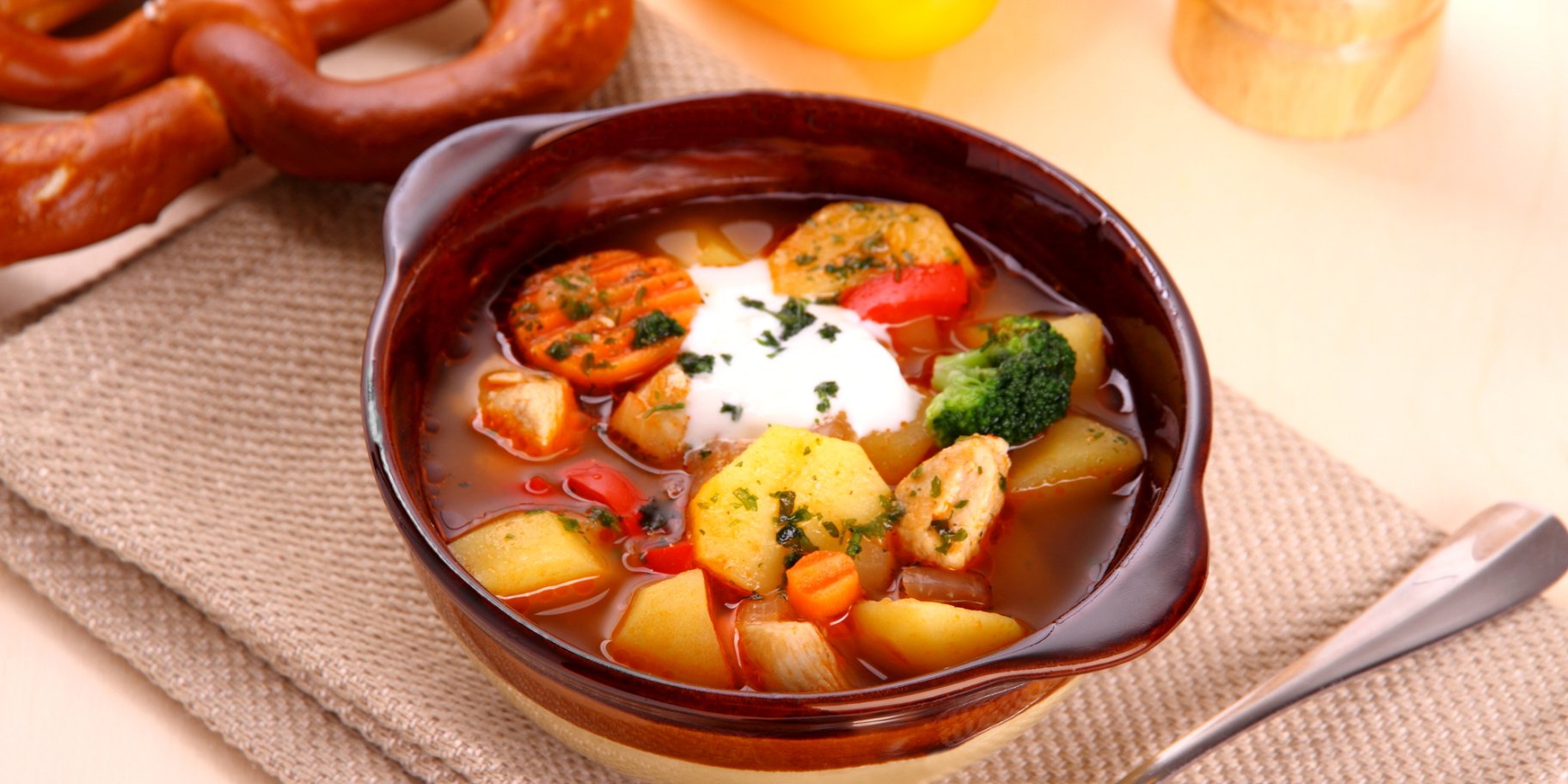 Суп-рагу с курятиной