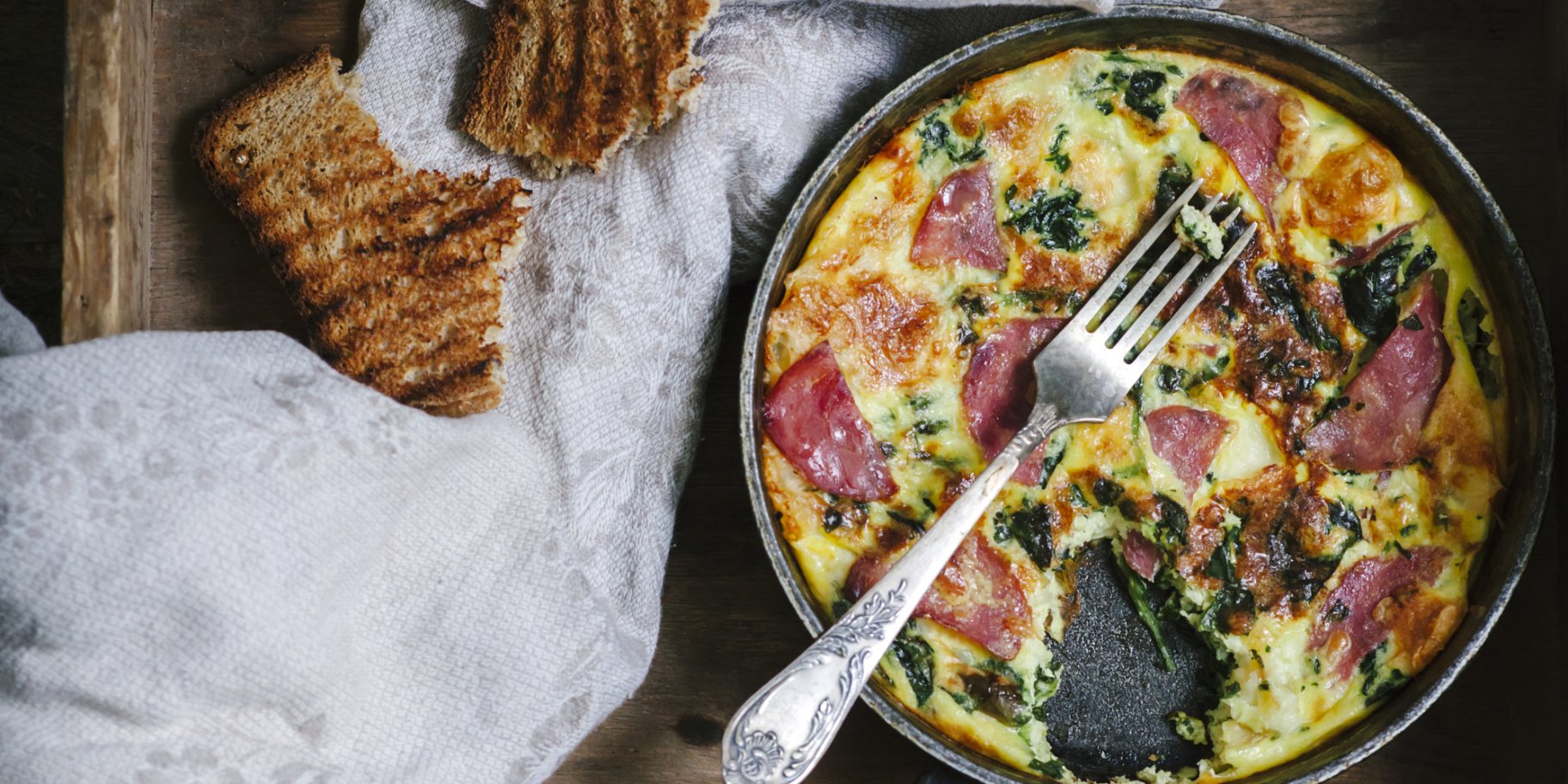 Фритата з беконом і картоплею