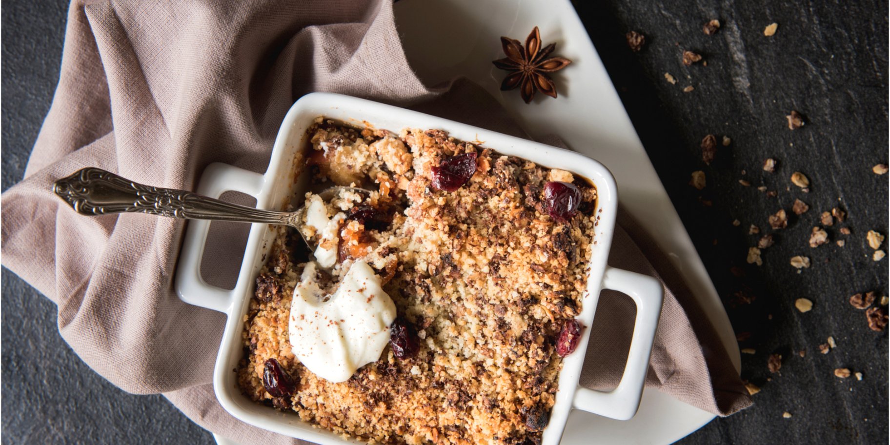 Орехово-финиковый пирог — десерт для холодных вечеров